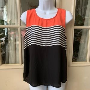 E M loose tank top